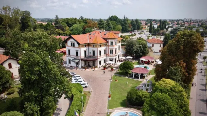 Hotel Villa Stucky - Image 1