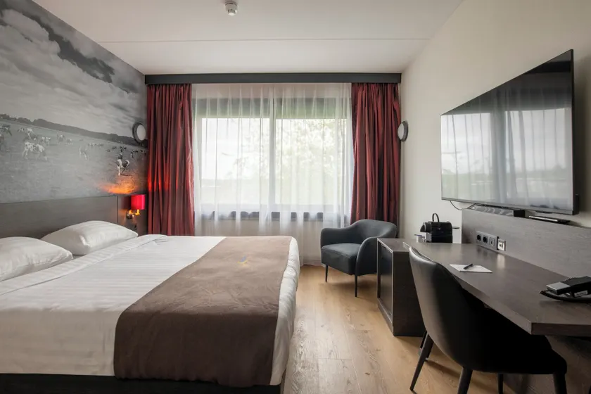 Bastion Hotel Almere - Image 1