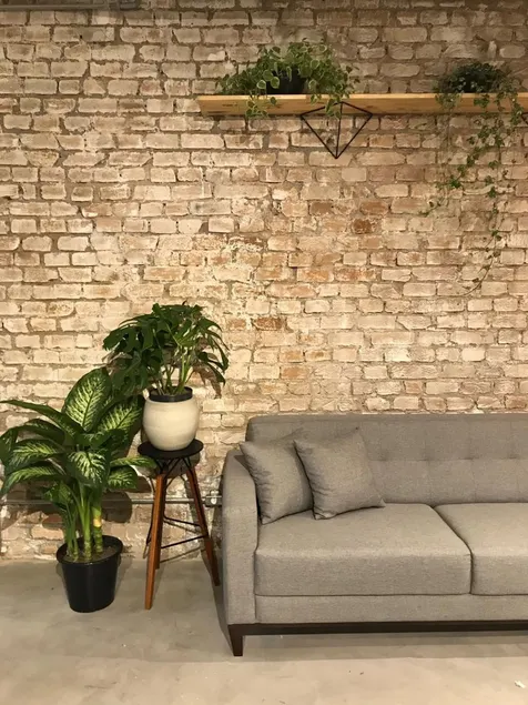Imagina Hostel - Lobby sitting area