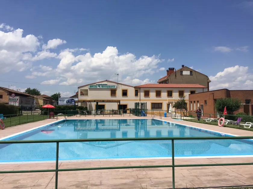 EL DELFÍN VERDE - Image 1