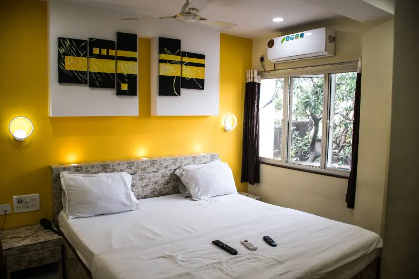 Hotel Platinum - Image 1