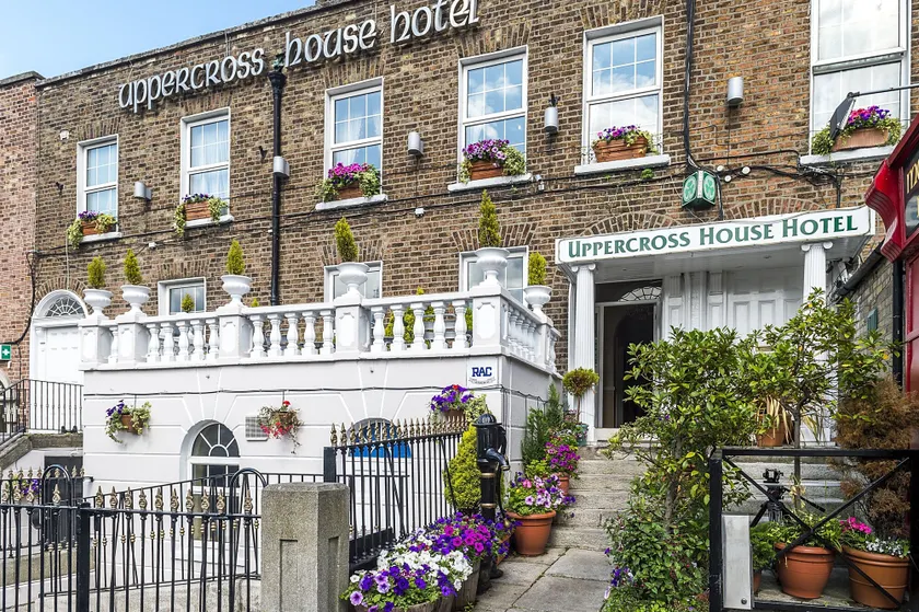 Uppercross House Hotel - Image 1