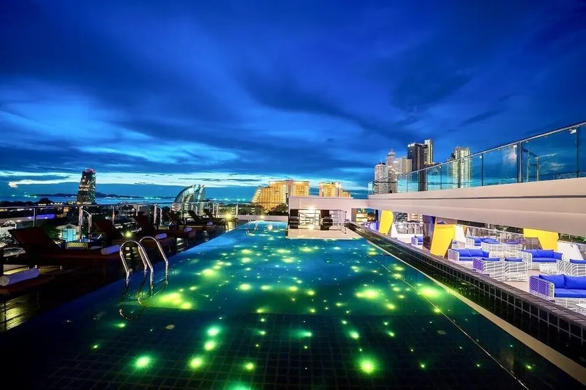Blue Boat Hotel JC - Image 1