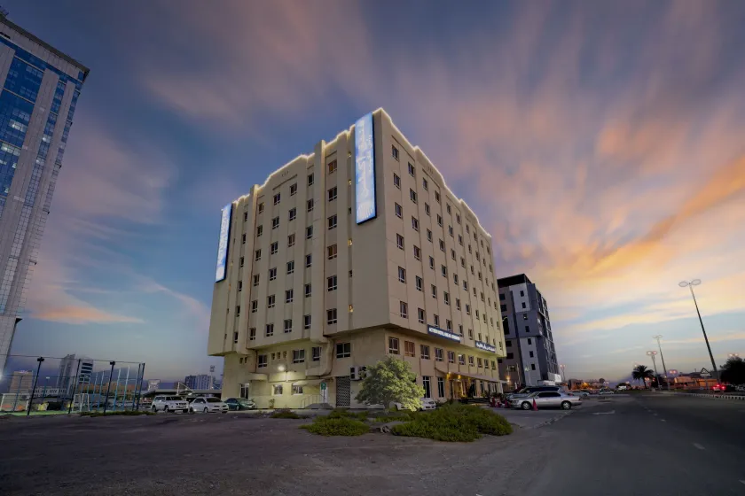 Action Hotel Ras Al Khaimah - Image 1