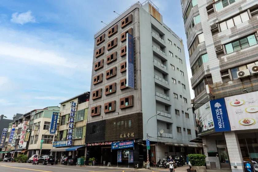 I HI Sanduo Travel Hotel - Image 1