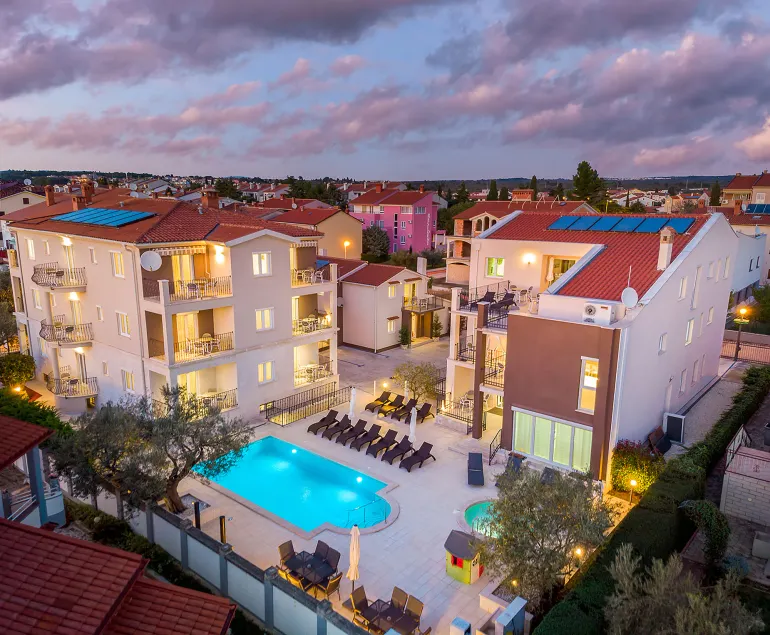Apartments Villa Nina - Image 1