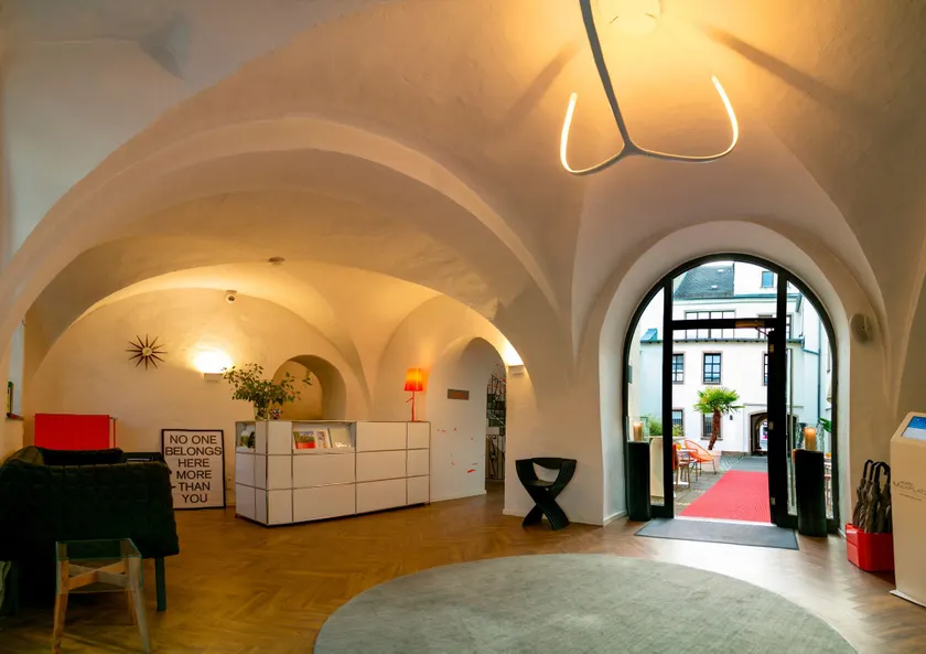 Hotel Maxplatz - Image 1