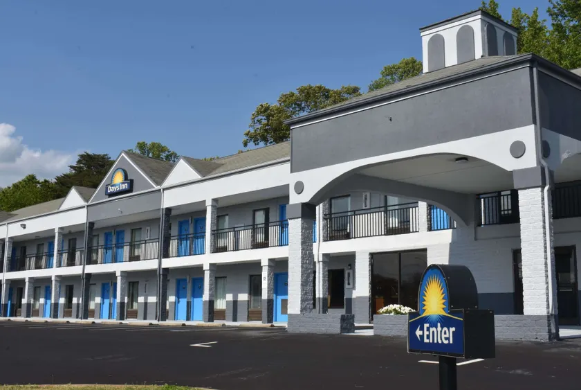 Days Inn by Wyndham Reidsville - Image 1