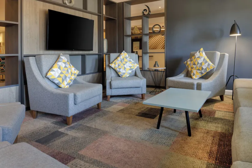 Holiday Inn Mansfield Alfreton M1 Jct 28 by IHG - Lounge i lobbyen