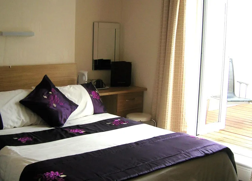 Harrington Guest House - Image 1