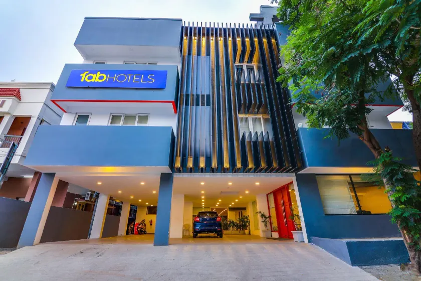 FabHotel Welcome Inn - Image 1