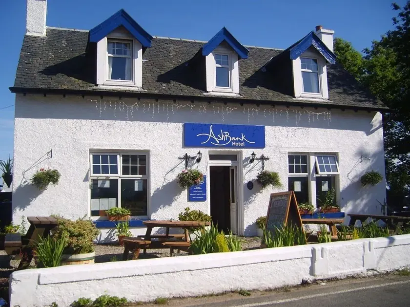 Ashbank Hotel - Image 1
