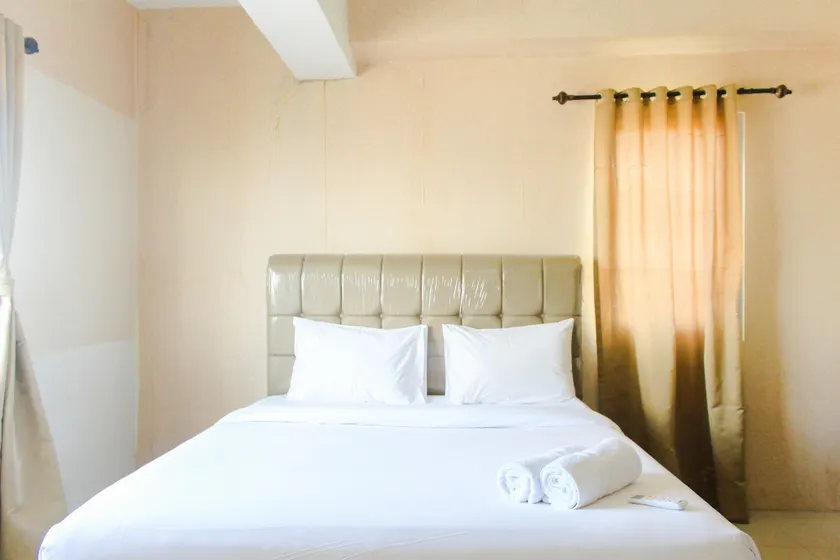 2BR Apartment at Park View Condominium near Universitas Indonesia By Travelio - Image 1