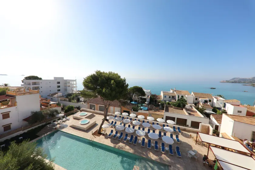 Hotel Clumba - Image 1