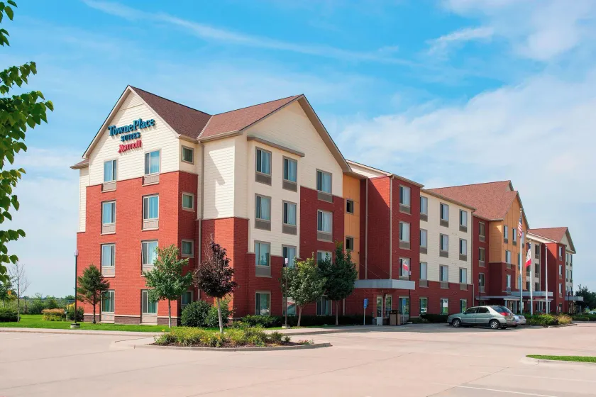TownePlace Suites Des Moines Urbandale - Image 1