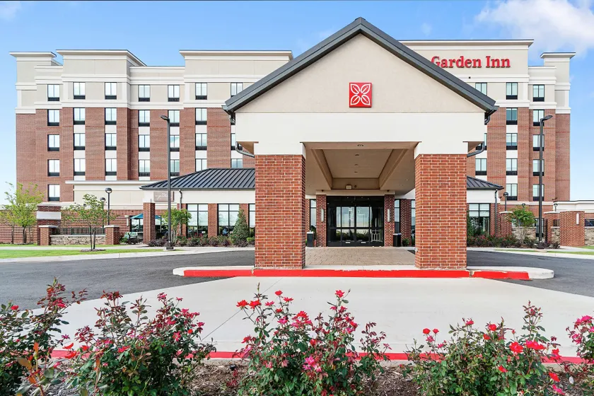 Hilton Garden Inn Edmond / Oklahoma City North, OK - Image 1
