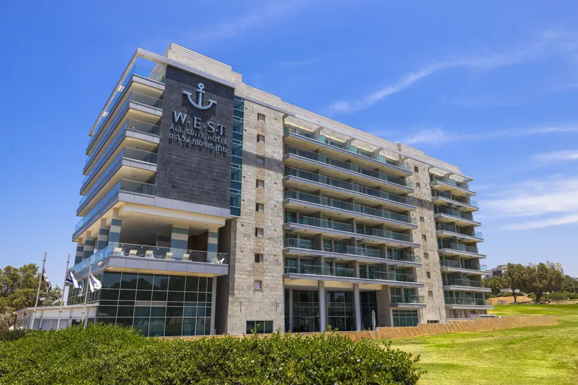 West All Suites Hotel Ashdod - Image 1