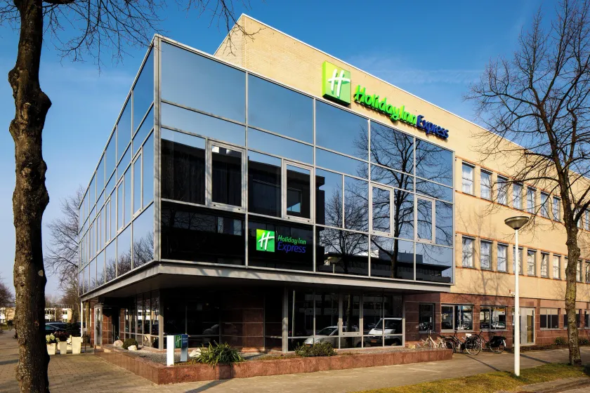 Holiday Inn Express Amsterdam - South by IHG - Image 1