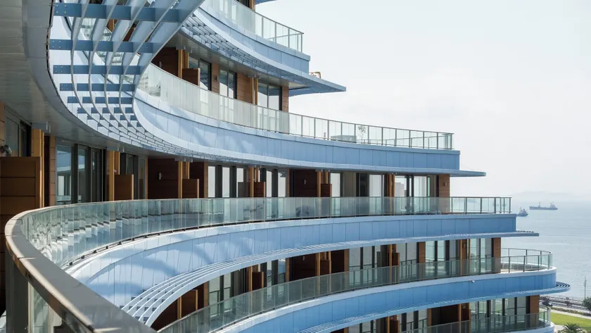 Exquisite Ottomare Suites - Image 1