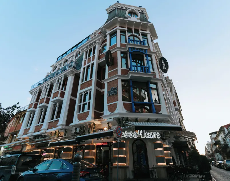 Hotel Old Town - Image 1