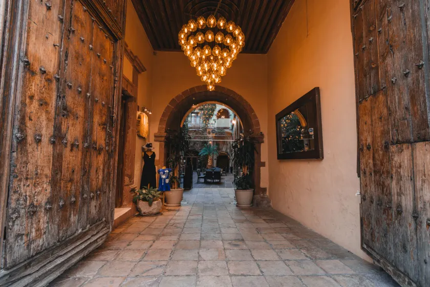 Hotel Carmina - Image 1