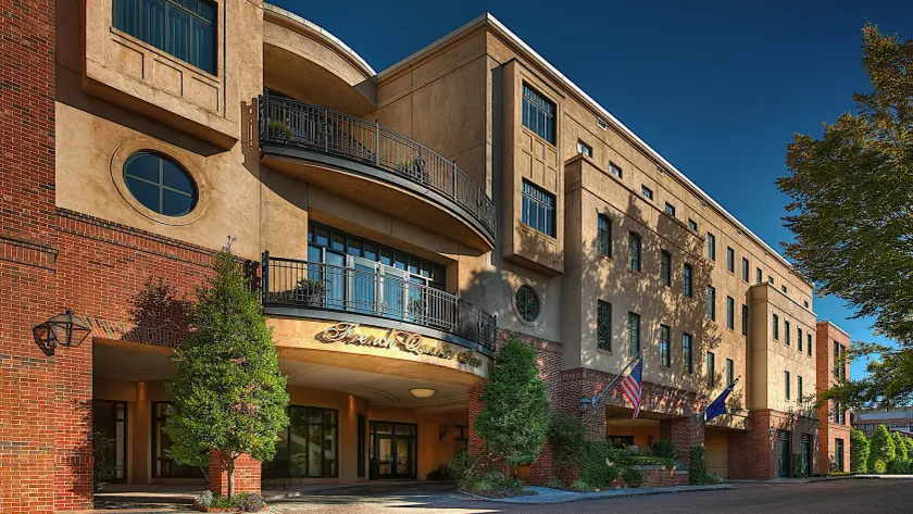 French Quarter Inn - Image 1