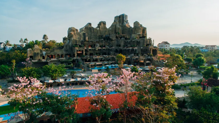 Tea Resort - Image 1