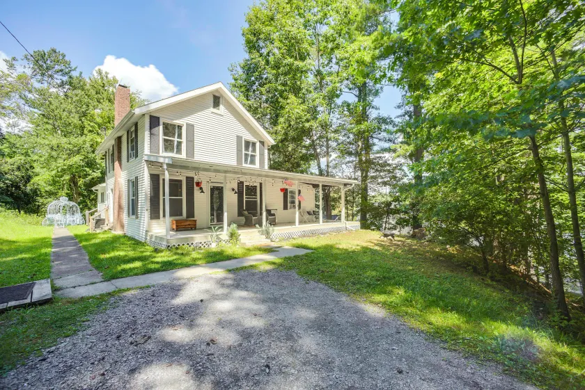 Lakefront West Sand Lake Home w/ Beach Access! - Image 1