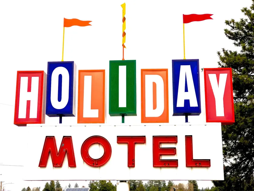 Holiday Motel Bend - Image 1
