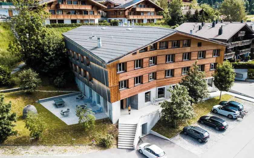 Saanen Gstaad Youth Hostel - Image 1