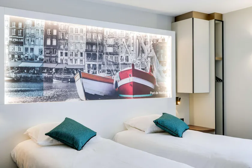Brit Hotel Caen Nord - Mémorial - Image 1