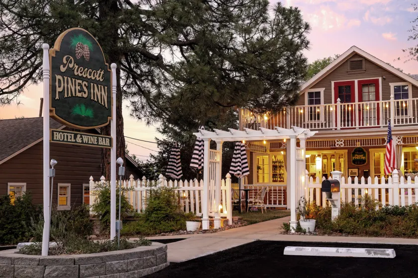 Prescott Pines Inn - Image 1