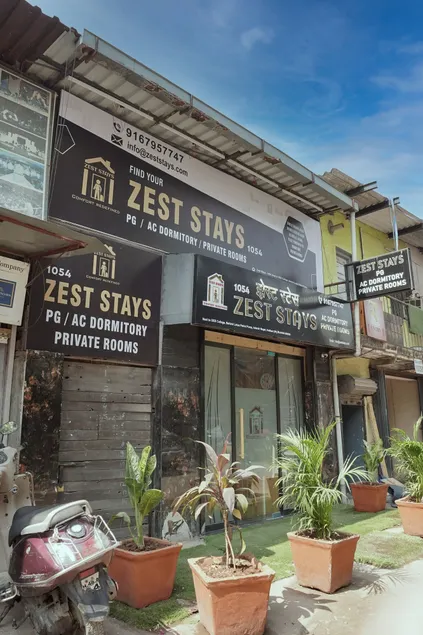 ZEST STAYS 1054 - Image 1