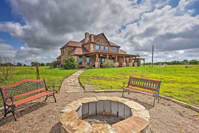 Blue Ridge Home with Game Room 14 Mi to McKinney! - Primary image