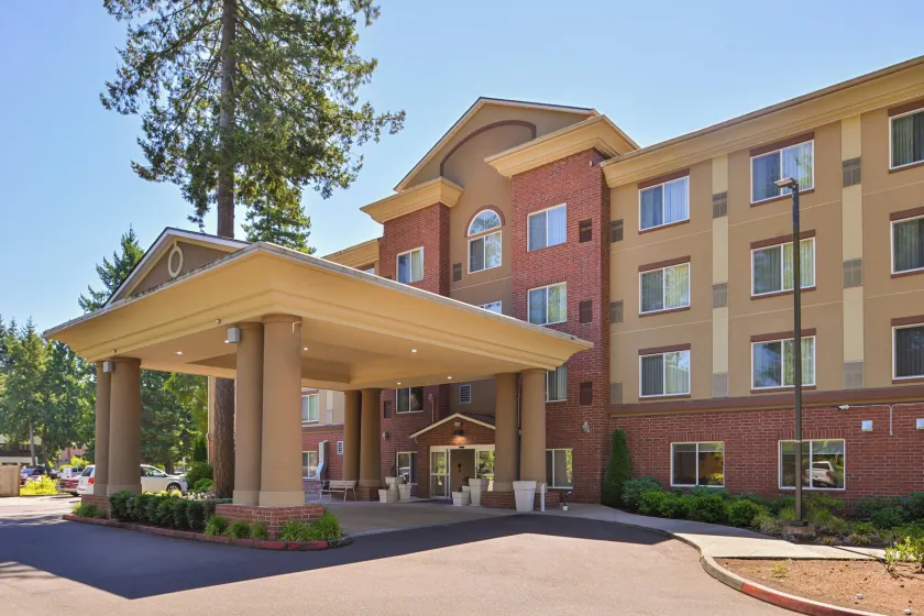 Holiday Inn Express & Suites Lacey - Olympia by IHG - Image 1