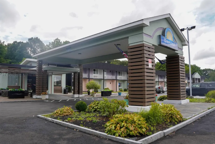 Days Inn by Wyndham Southington - Image 1