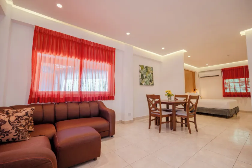 Albrook Inn - Image 1