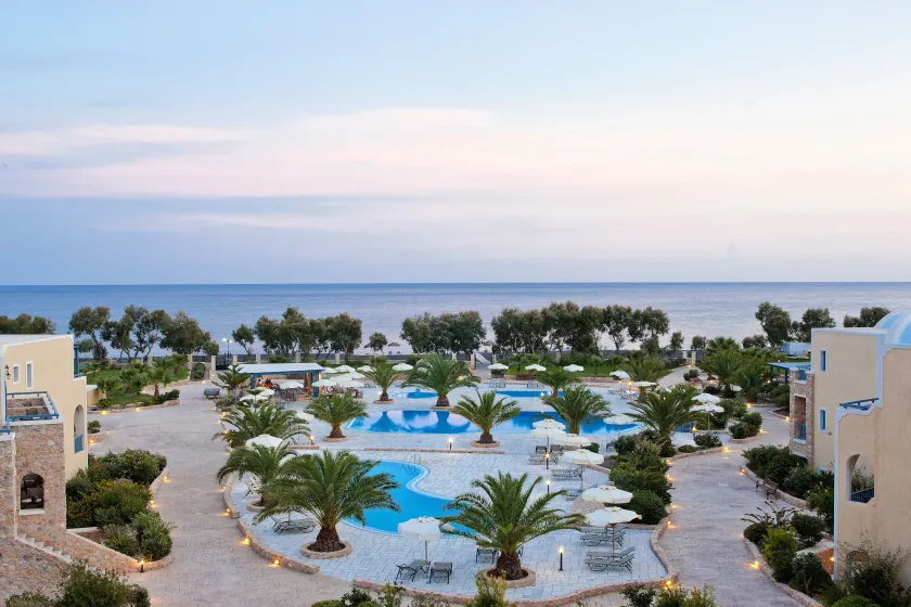 Santo Miramare Beach Resort - Image 1