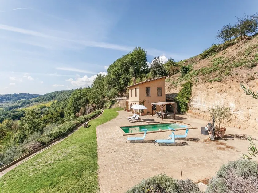 Perfect stunning views everywhere from house pool terrace garden - Image 1