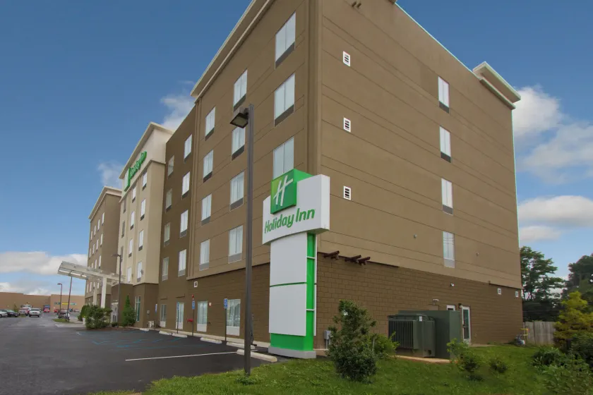 Holiday Inn Christiansburg Blacksburg by IHG - Image 1