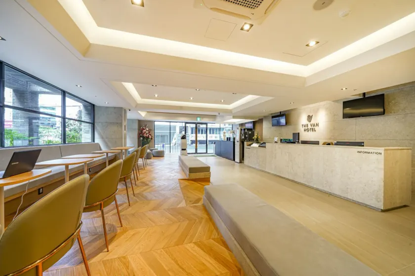 Haeundae The Van Hotel - Image 1