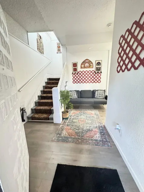 Naryn Guest house - Entrée intérieure