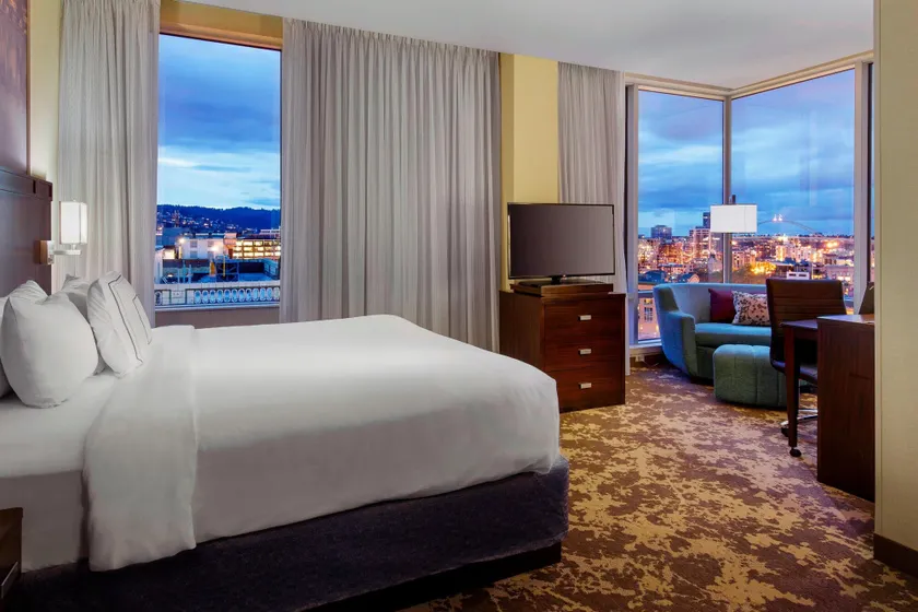 Courtyard by Marriott Portland City Center - Image 1