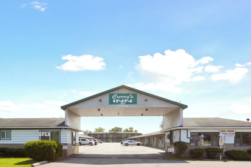 Currys Motel by OYO Saginaw MI - Image 1