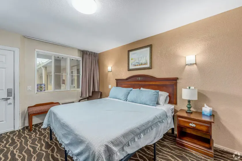 Lumina Motel - Image 1