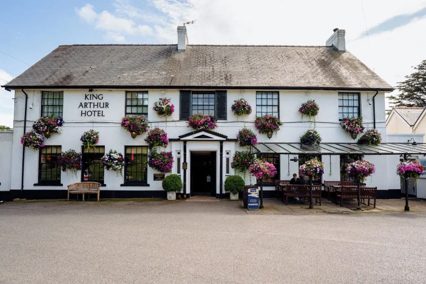 King Arthur Hotel - Image 1