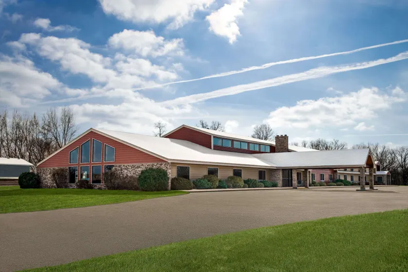AmericInn by Wyndham Detroit Lakes - Image 1