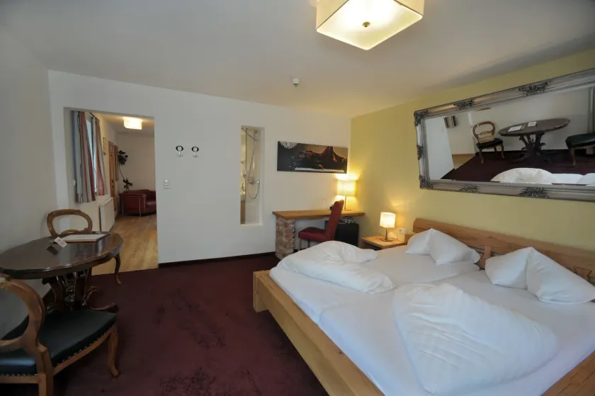 Hotel Goldener Löwe - Image 1