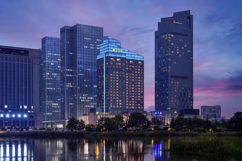 Sanding New Century Grand Hotel Yiwu - Image 1