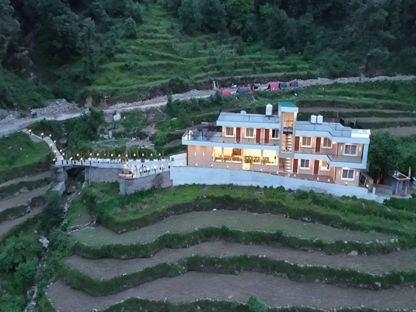 Yashasvi Himalayan Resort - Image 1